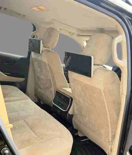 Land cruiser V8 hire Accra Ghana affordable 4x4