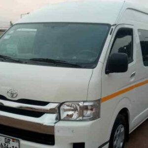 Rental of air-conditioned minivan in Accra (Ghana), affordable.